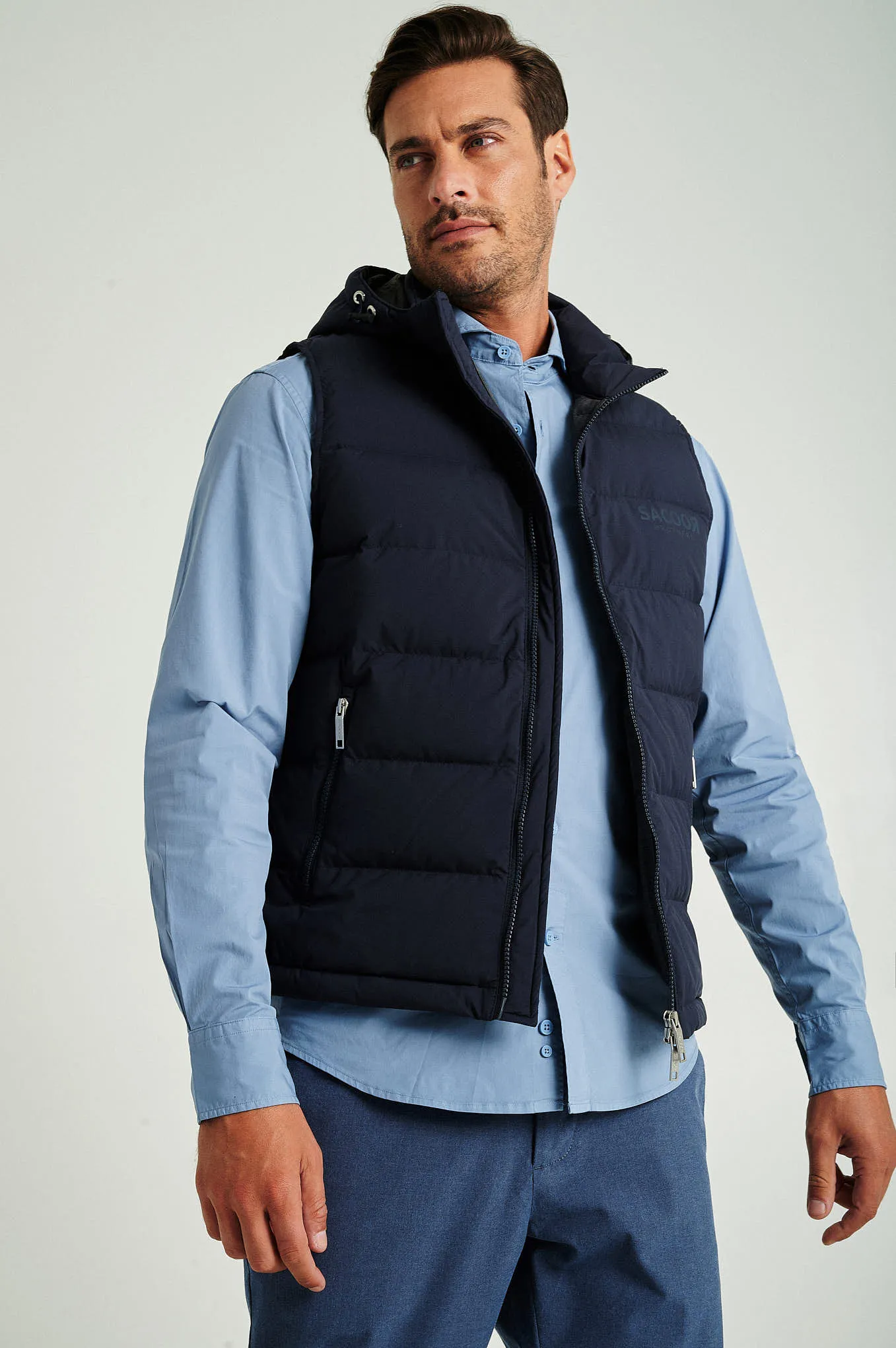 Men's recycled light down vest
