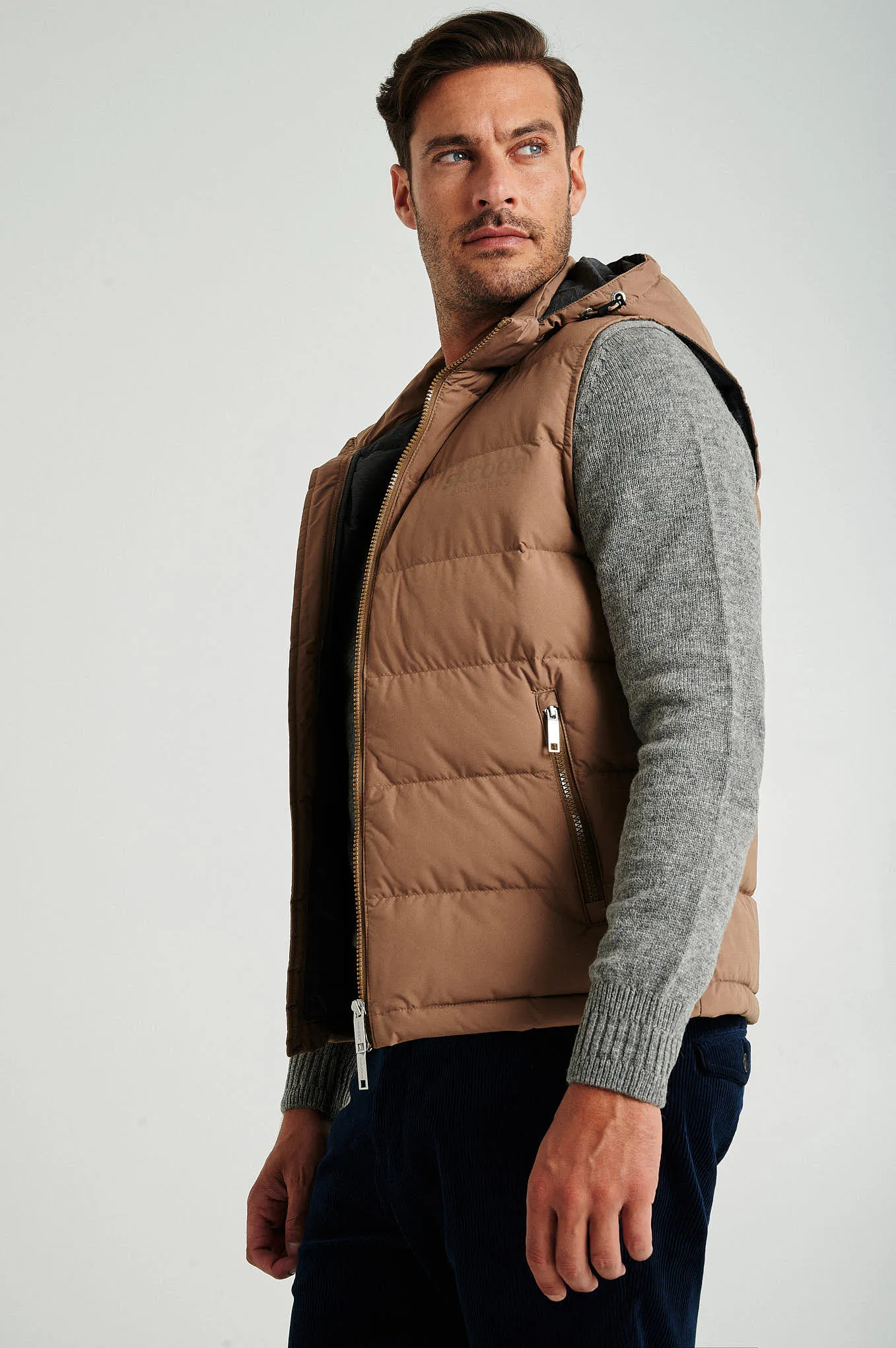 Men's recycled light down vest