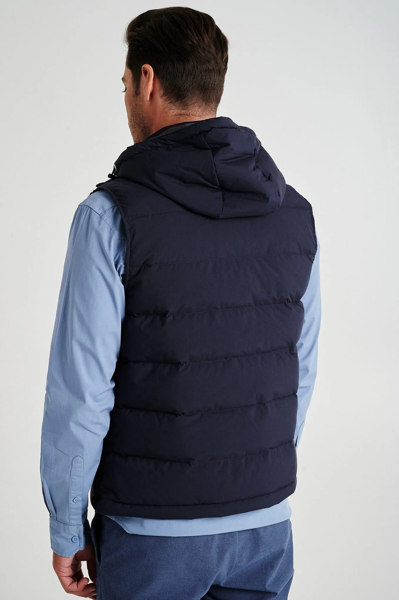 Men's recycled light down vest