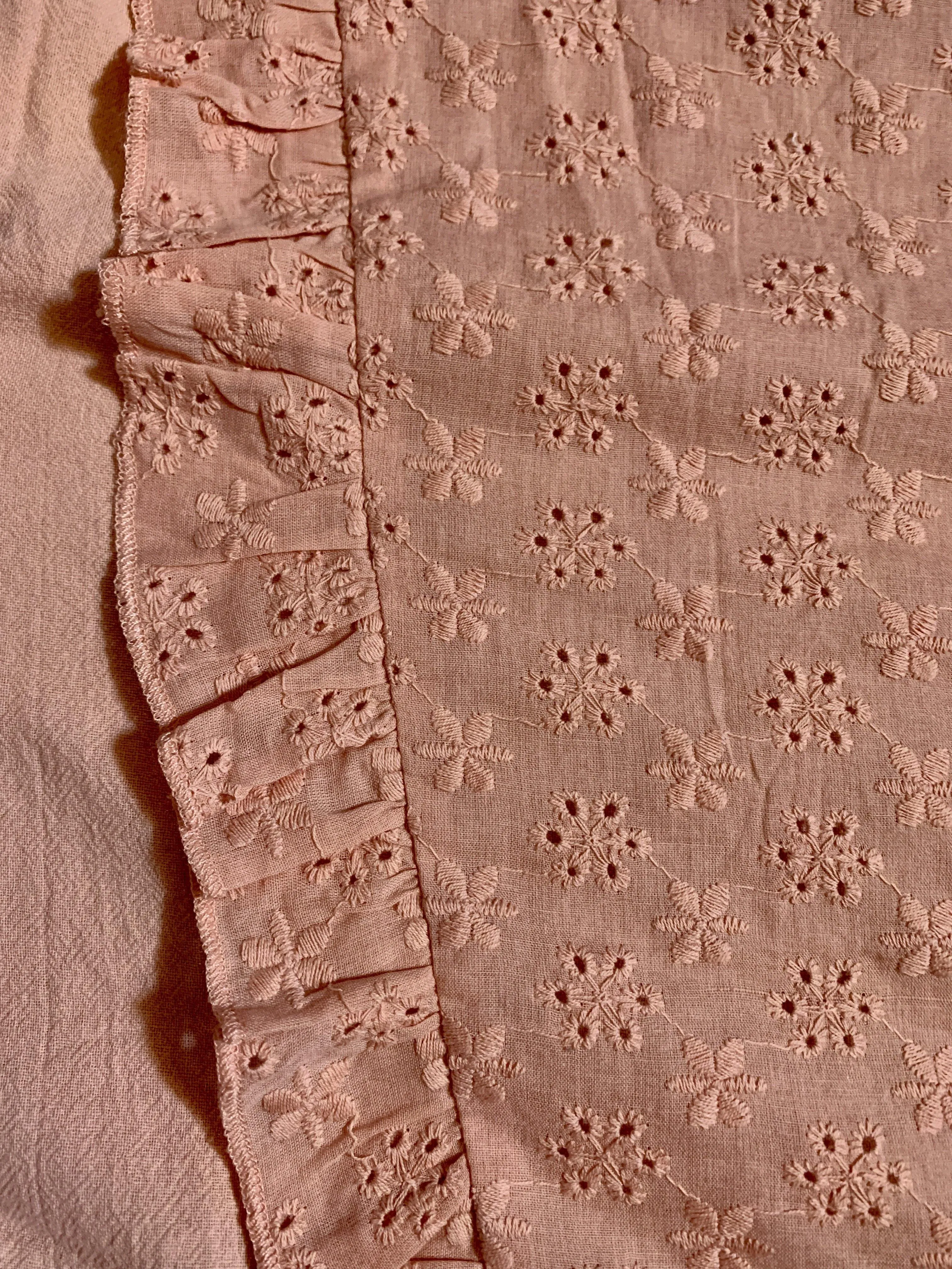 Mori Eyelet Blouse (Pink)