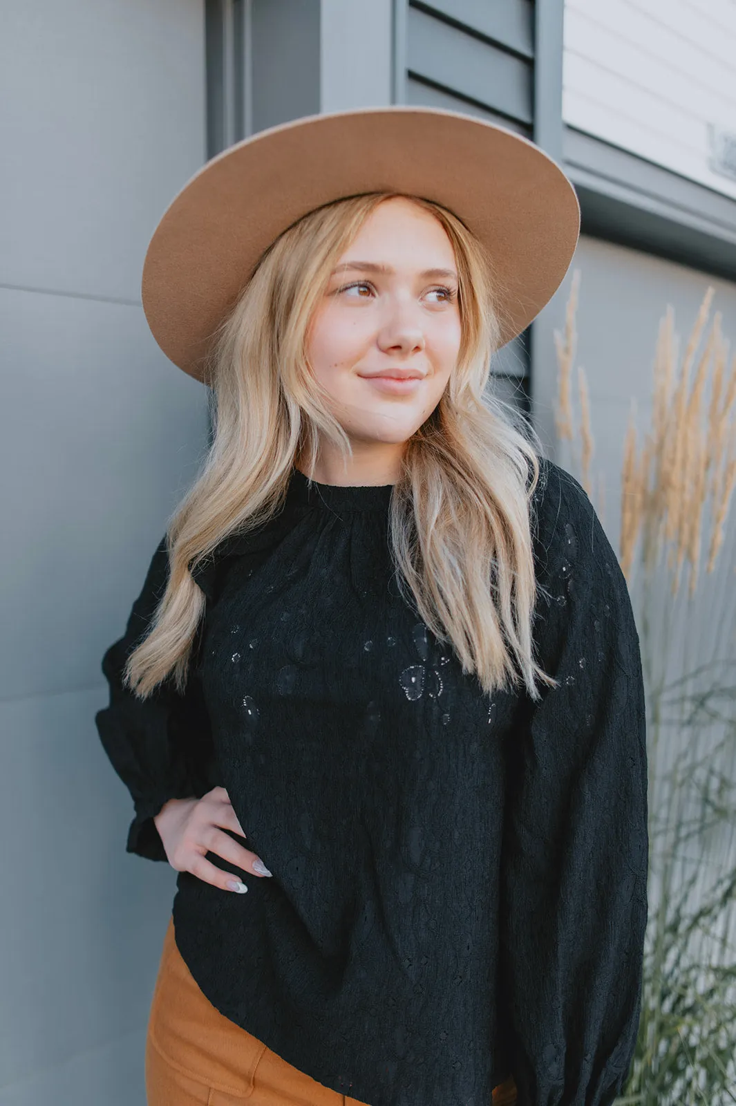 The Serenity Blouse - Black