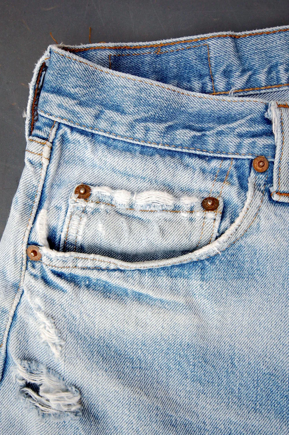 Vintage Levi's 501 Late 1970's Redline Selvedge USA Cutoff Denim Shorts (JYJ0524-231)