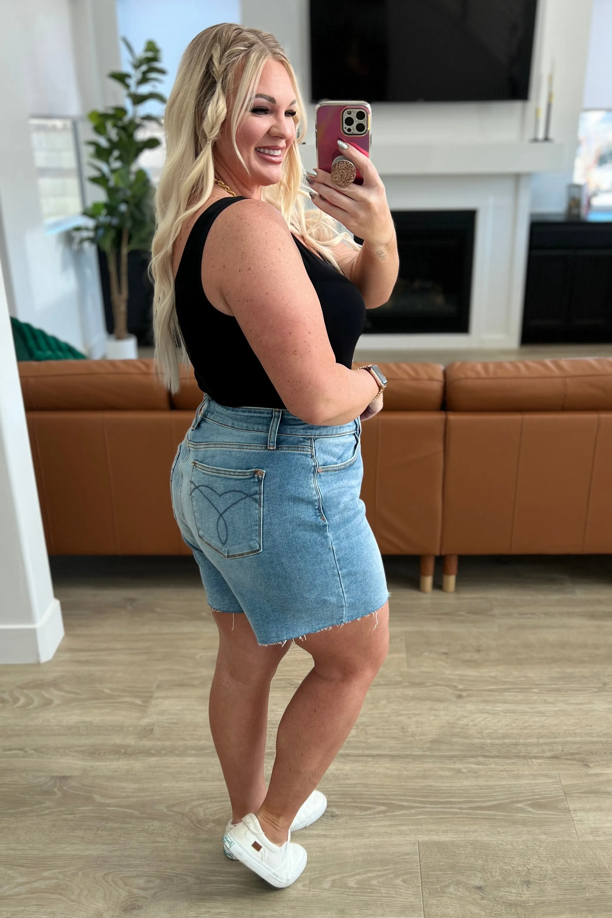 Willa High Rise Cutoff Shorts - Judy Blue
