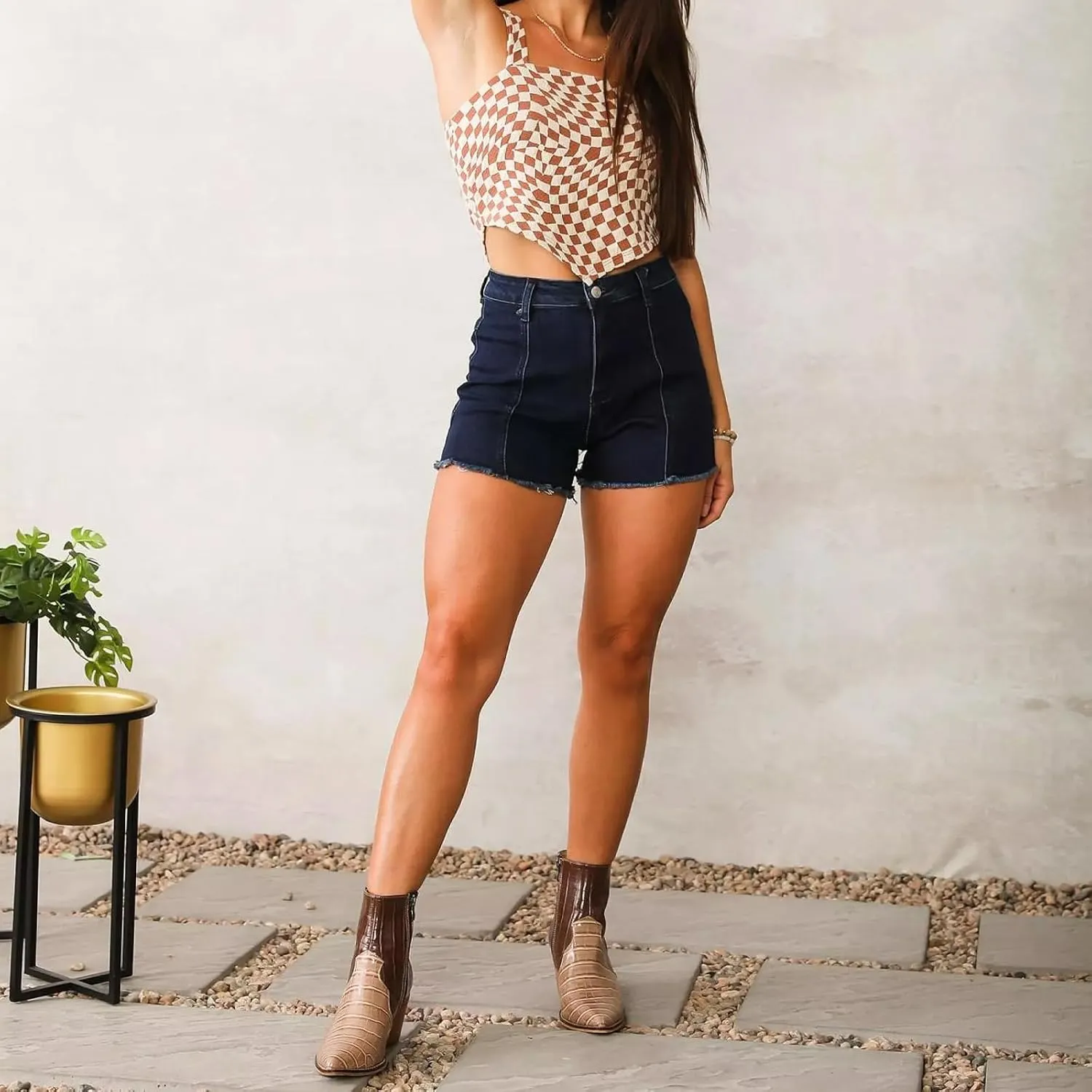 Women Mid Rise Ripped Jeans Shorts Classic Stretchy Frayed Raw Hem Casual Hole Denim Shorts