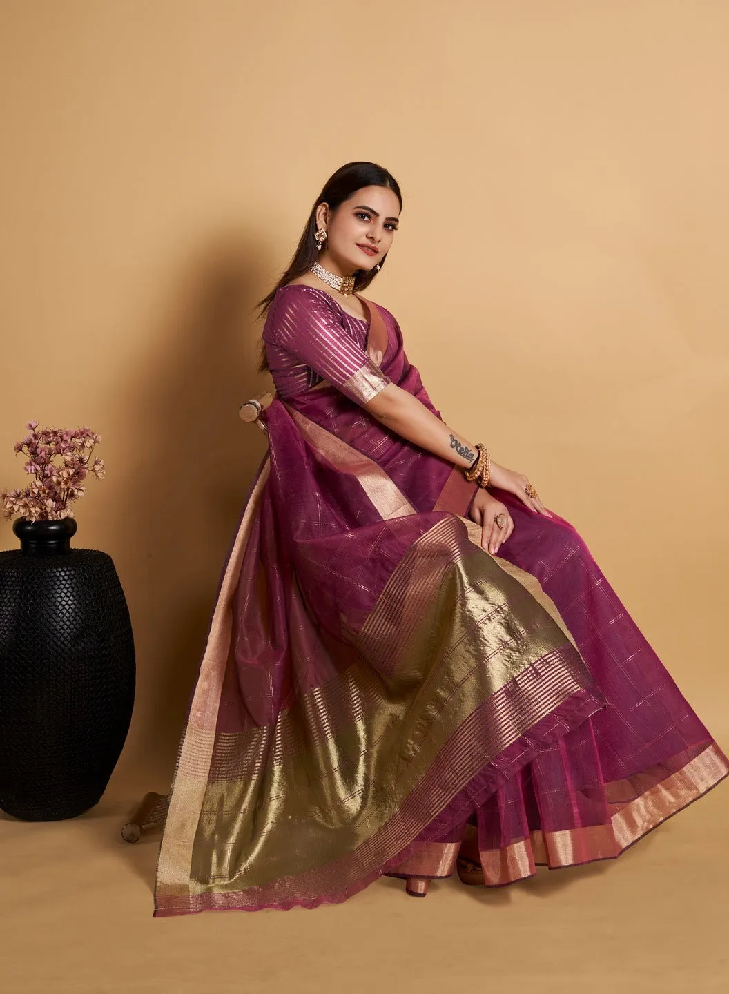 Women Party Wear Weaving Organza Silk Pink colour Saree with Un-Stitched Blouse