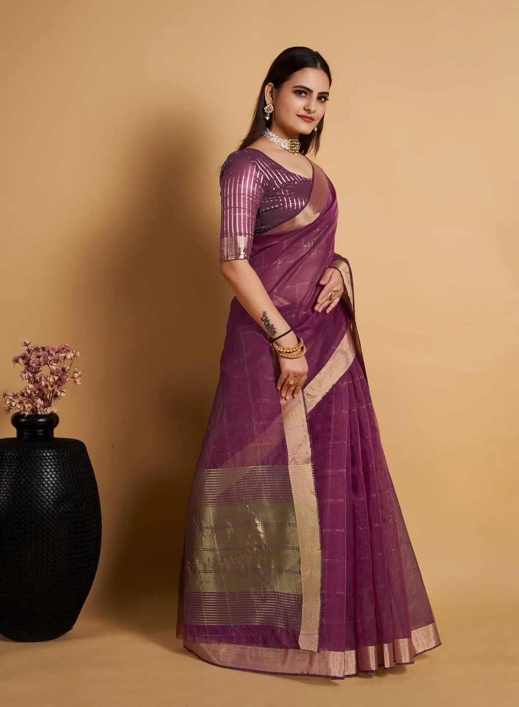 Women Party Wear Weaving Organza Silk Pink colour Saree with Un-Stitched Blouse