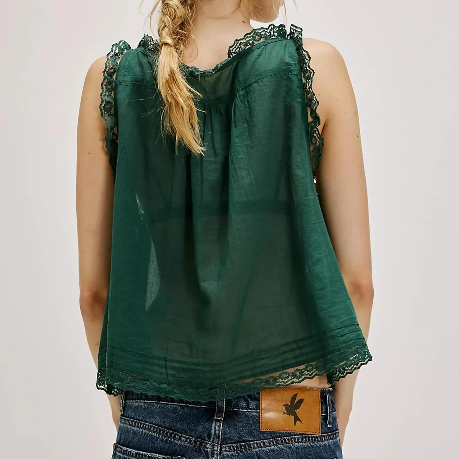 Women Sleeveless Ruffled Lace Trim Chiffon Crop Top Scoop Neck Flowy Button Down Front Tie Mesh Crop Tank Top