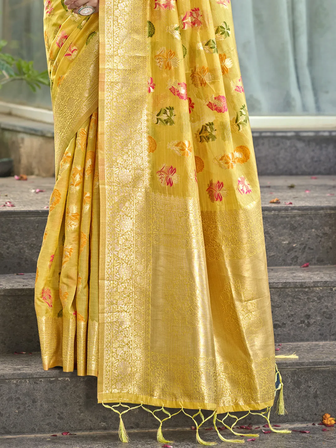 Women Yellow Organza Saree With Un Stitched Blouse